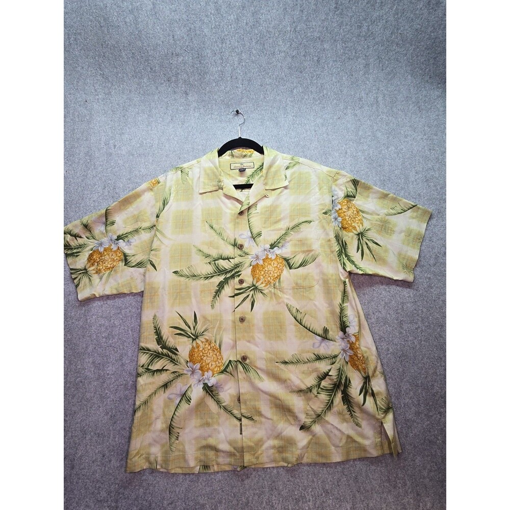 Tommy Bahama Men's Medium 100% Silk Pineapple Hawaiian Camp Shirt Tropical Beige